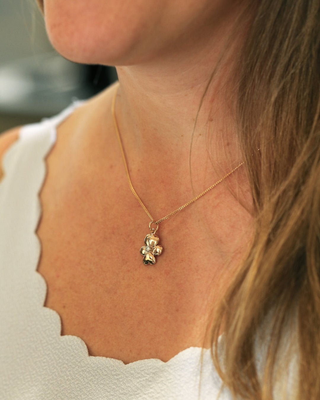 VIOL S 18K halsband med diamant - Guldviva Jewellery