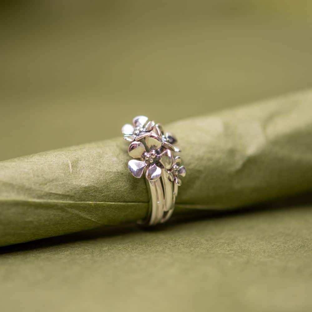 ÄPPELBLOM (Apple Blossom) ring - Guldviva Jewellery