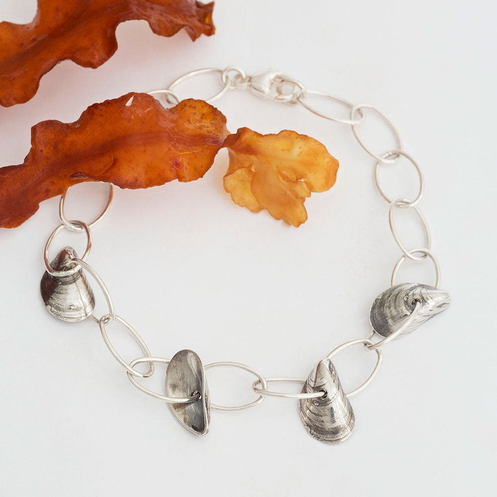 BLÅMUSSLA (Blue mussel) NÄT bracelet - Guldviva Jewellery