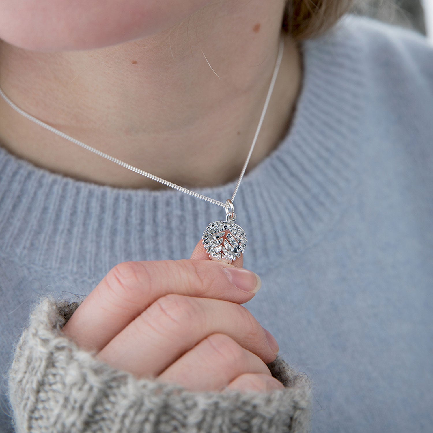 BJÖRK (Birch) XS necklace - Guldviva Jewellery
