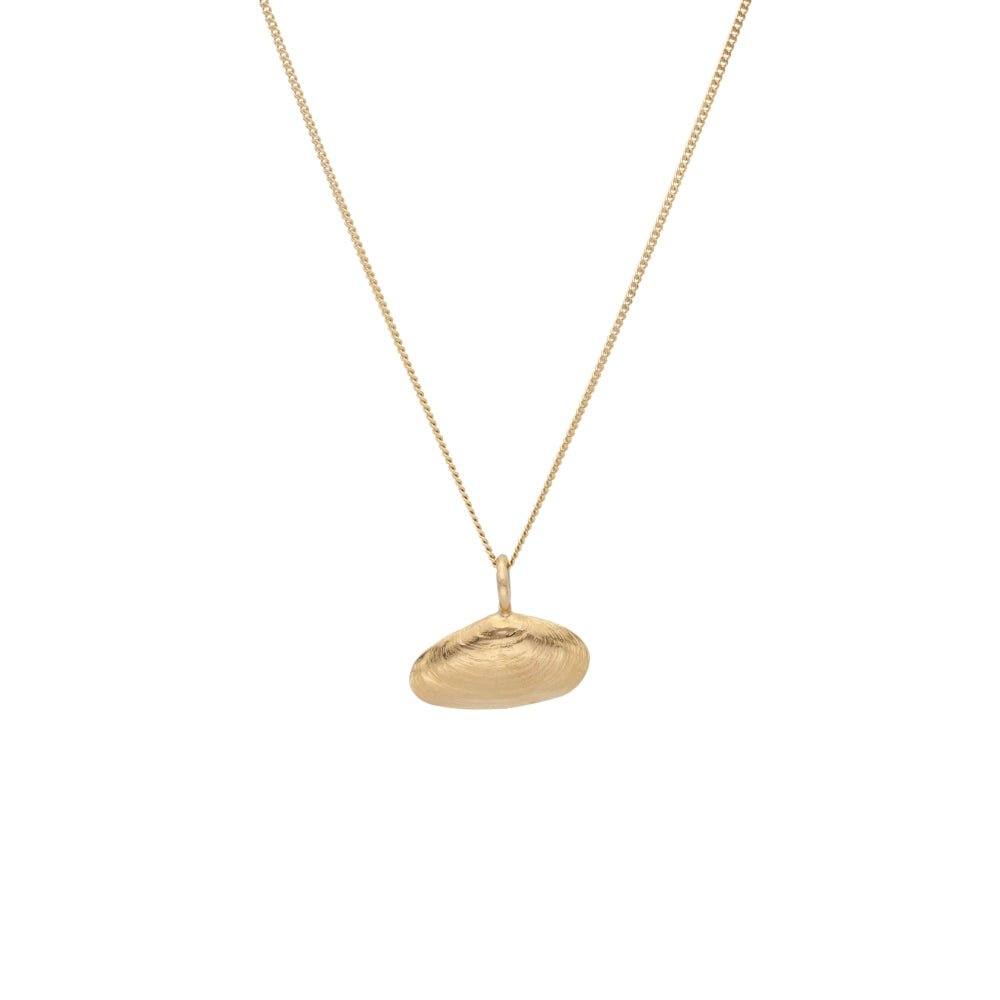 SANDMUSSLA (Hiekkasimpukka)  Kaulakoru 18K - Guldviva Jewellery