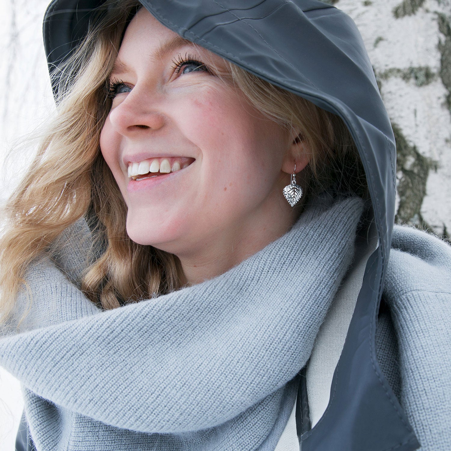 BJÖRK (Koivu) korvakorut koukulla - Guldviva Jewellery