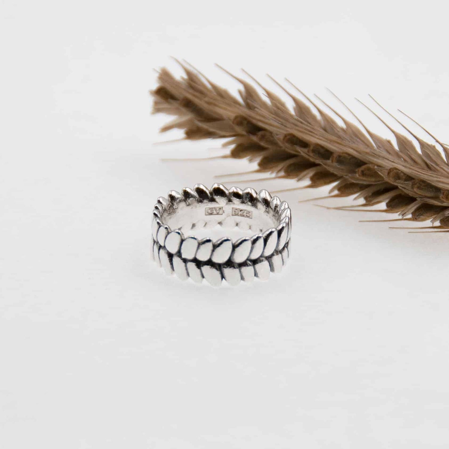 RUG Guldviva ring Robust - Smykker