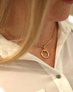 CIRCLA 18K halsband - Guldviva Jewellery