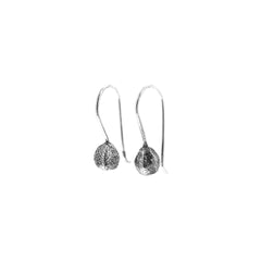 TILIA FRÖ örhängen på krok - Guldviva Jewellery