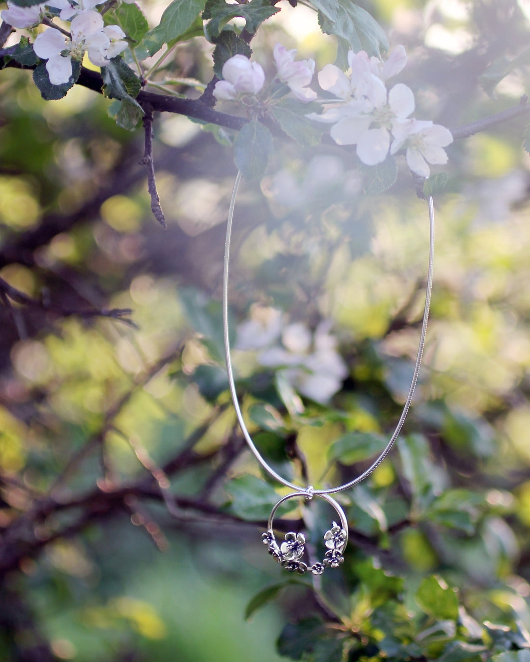 ÄPPELBLOM (Apple Blossom) L necklace
