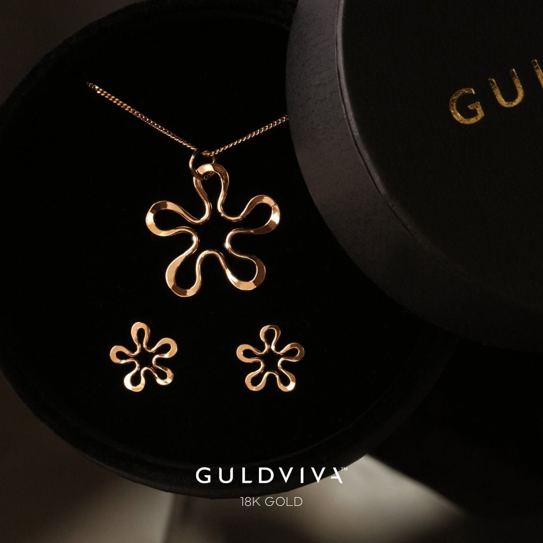 BLOMMAN™ 18K örhängen på stift - Guldviva Jewellery