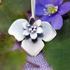 BLÅSIPPA BLAD halsband - Guldviva Jewellery