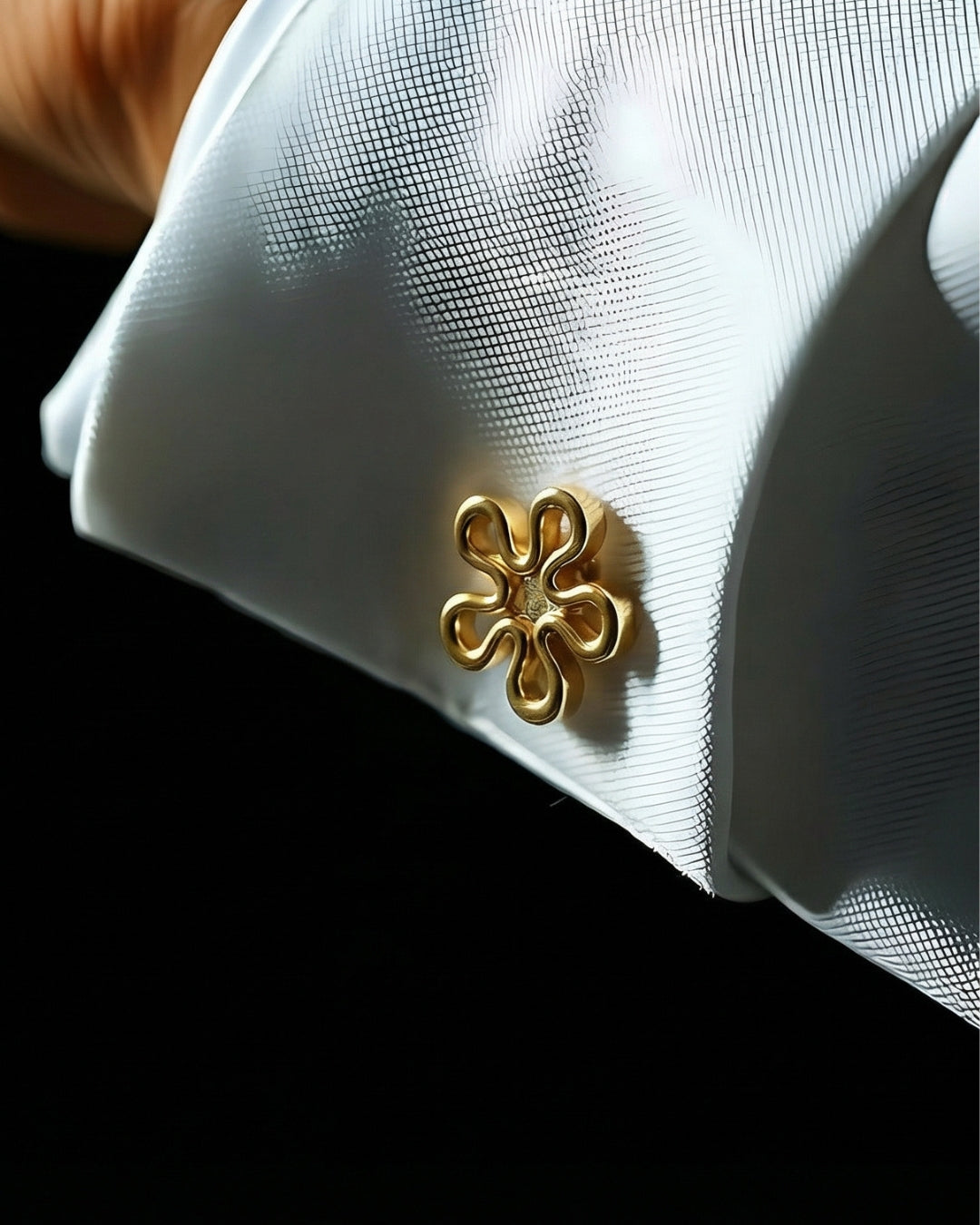 BLOMMAN™ 18K Manschettenknopf