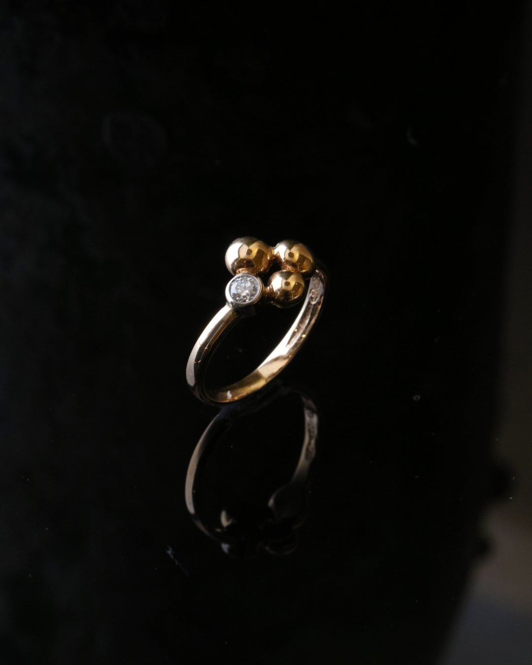 CELEBRATE ring i 18K - Guldviva Jewellery