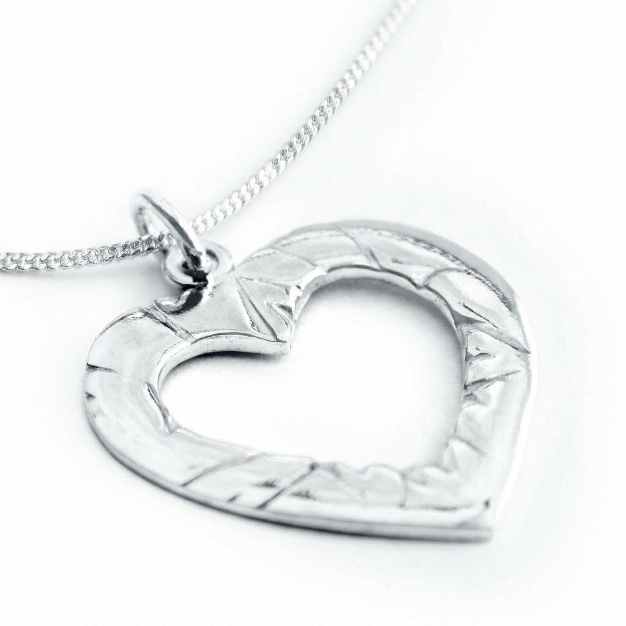 MULTIHJÄRTA halsband