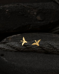 FÖGEL 18K stiftörhängen i guld
