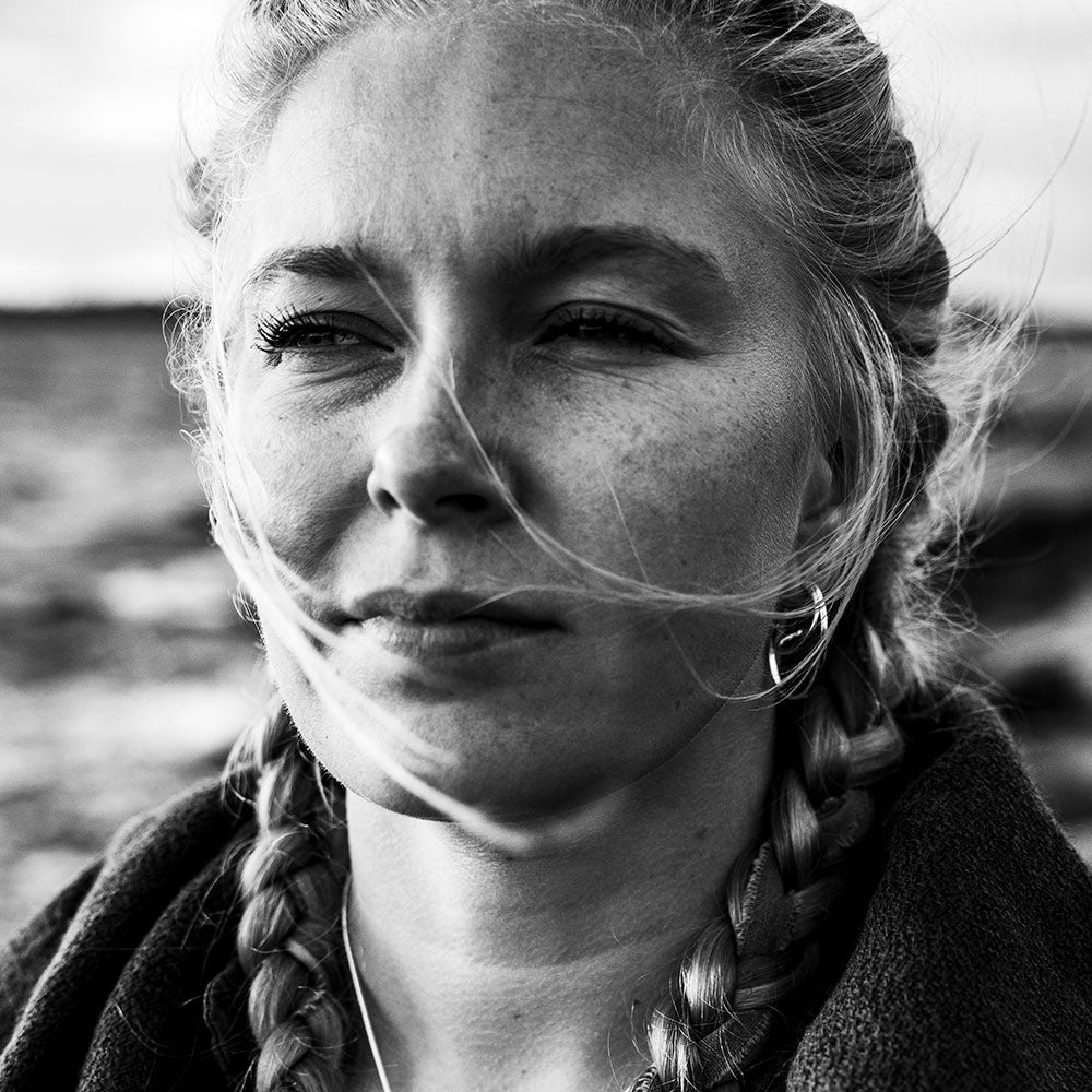 STORMSKÄRS MAJA FEST Örhängen på stift - Guldviva Jewellery