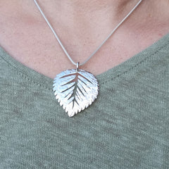 BJÖRK (Birke) Halskette - Guldviva Jewellery
