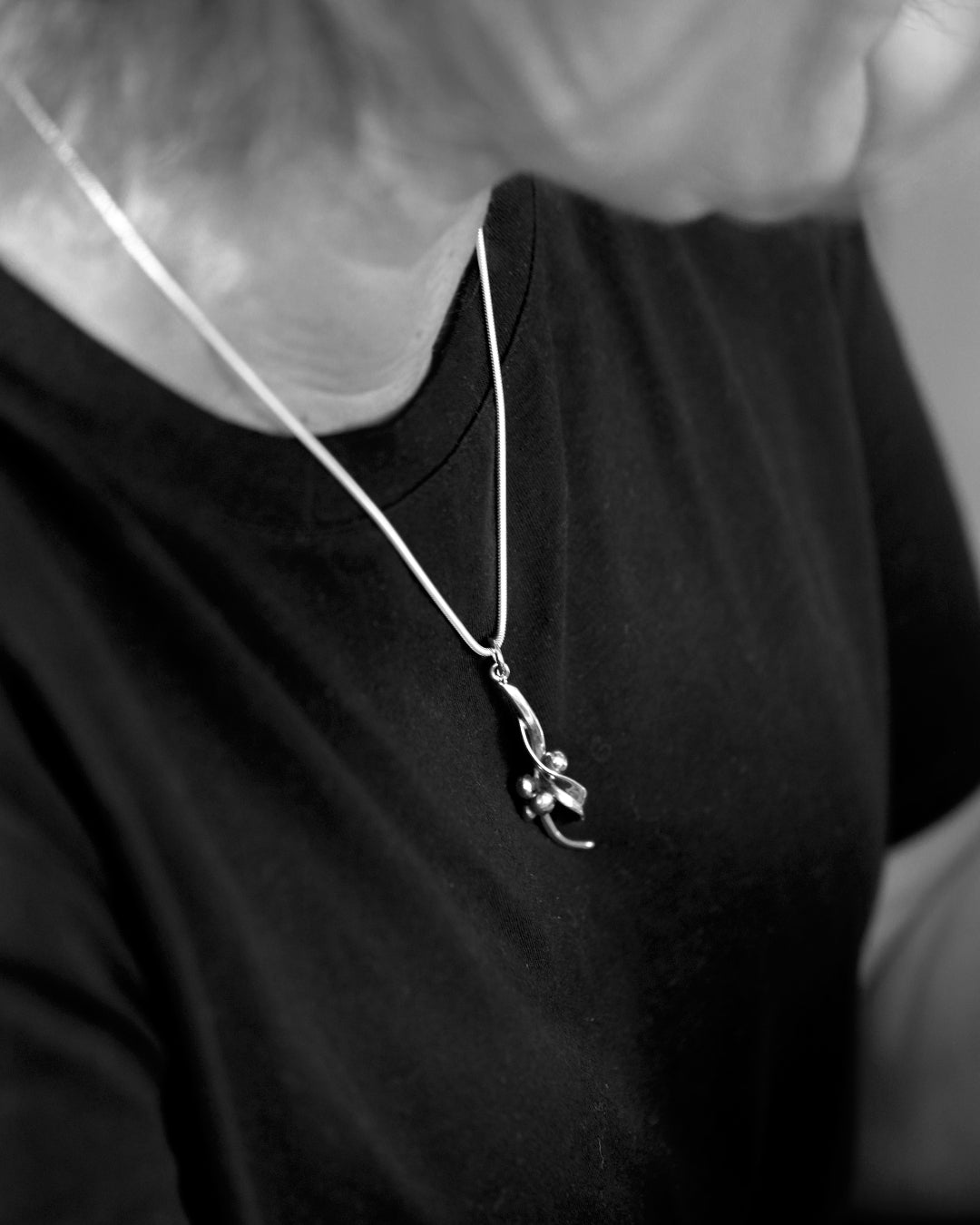 HAVTORN (Sea Buckthorn) necklace - Guldviva Jewellery