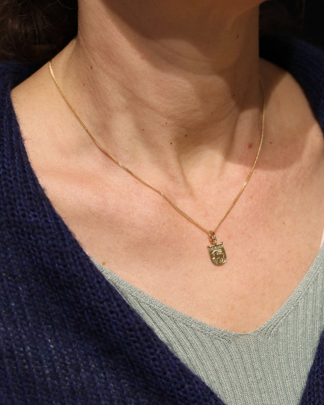 ÅLANDS VAPEN (Coat of Arms of Åland) XS 18K necklace