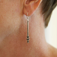 RÅBANDSKNOP (Reef Knot) earrings - Guldviva Jewellery