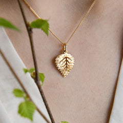 BJÖRK (Birch) 18K XS necklace - Guldviva Jewellery