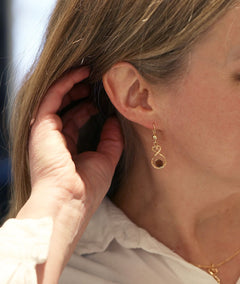 ÅLANDSHJÄRTA (Ahvenanmaan sydän) 18K korvakorut koukulla - Guldviva Jewellery