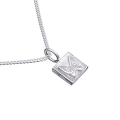 LYCKOFJÄRIL (Onnenperhonen) Kaulakoru - Guldviva Jewellery