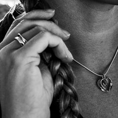 anheng  Guldviva STORMSKÄRS MAJA HEART - Smykker
